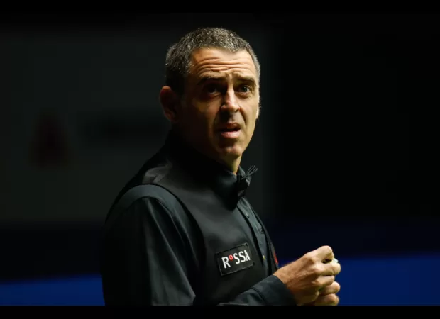 Selby confident in his abilities despite facing snooker legend O'Sullivan.