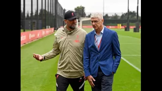 Wenger advises Klopp as Liverpool seek new manager.