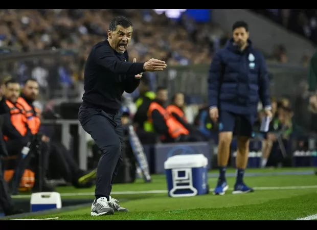Sergio Conceicao of Porto responds to Mikel Arteta's criticism of his tactics following their loss to Arsenal.