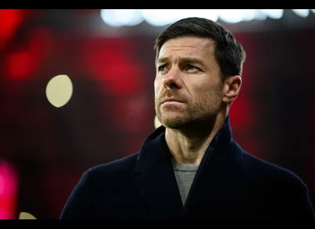 Ex-soccer player Lothar Matthaus believes Bayern Munich is a more suitable choice for Xabi Alonso than Liverpool.