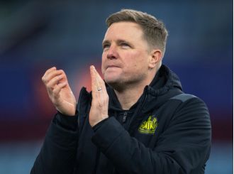Eddie Howe praises key player that Bayern Munich attempted to take.