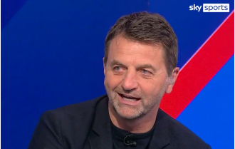 Sherwood criticizes Chelsea player for lacking skill and avoiding the ball.