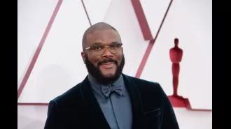 Tyler Perry stops $800M studio growth due to AI, acknowledges job loss.