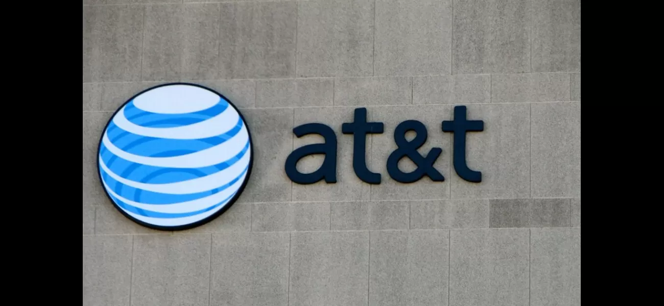 AT&T will give $5 credit for recent nationwide network outage.