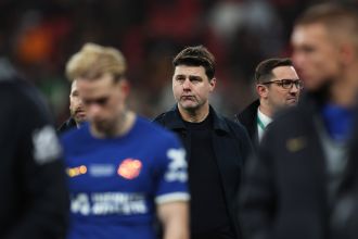 Gary Neville clarifies controversial comment about Chelsea's costly loss to Liverpool in the Carabao Cup final.