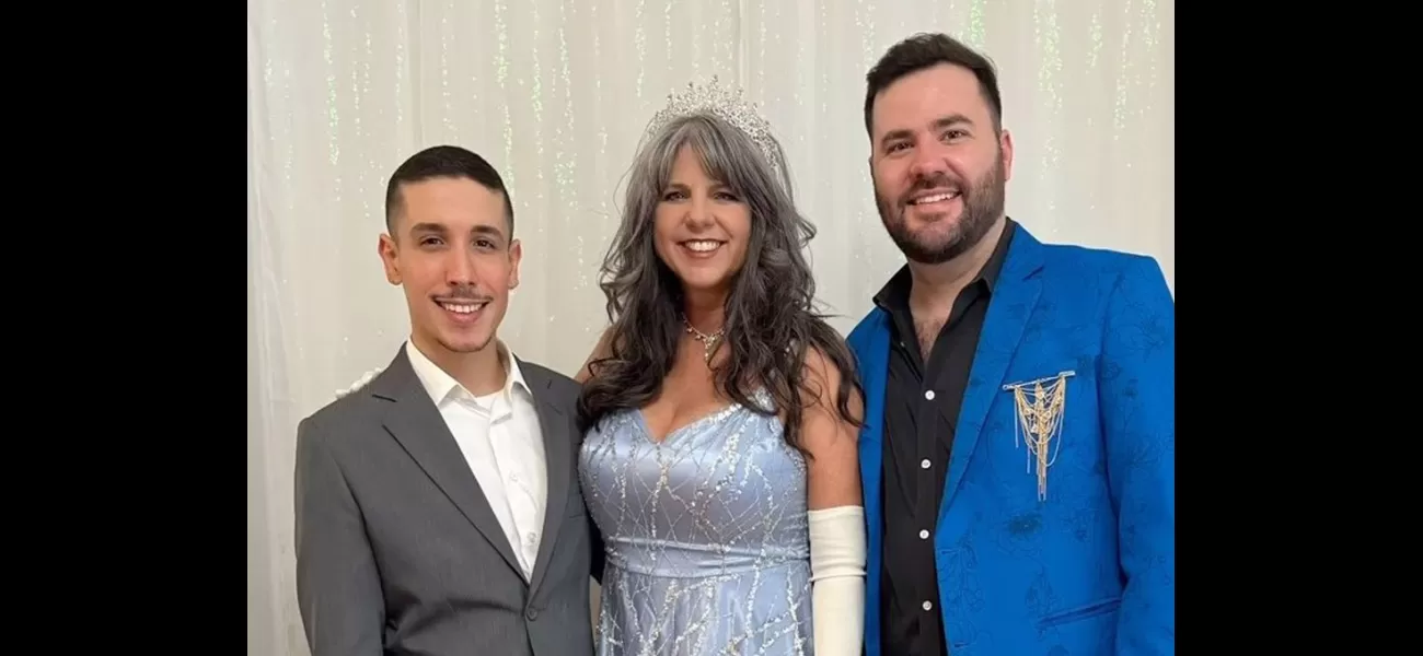 Mother of the groom wears extravagant outfit to wedding with a dress code meant to outshine the bride.