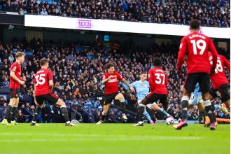 Gary Neville is disappointed with Victor Lindelof's performance and believes he could have done more to prevent Phil Foden's goal against Manchester United.
