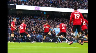 Gary Neville is disappointed with Victor Lindelof's performance and believes he could have done more to prevent Phil Foden's goal against Manchester United.