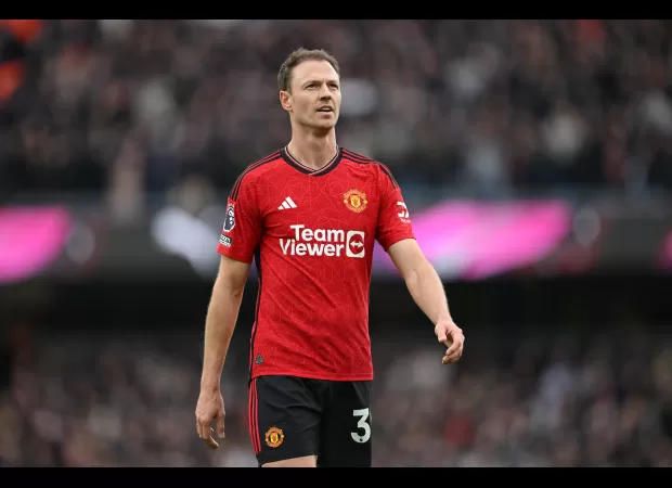 Former player Rio Ferdinand describes how Manchester United's loss to Manchester City in the derby was caused by a significant disruption.