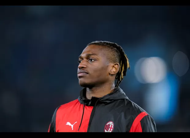 Rafael Leao dismisses transfer rumors to Chelsea, PSG, and Barcelona, stating his commitment to AC Milan.