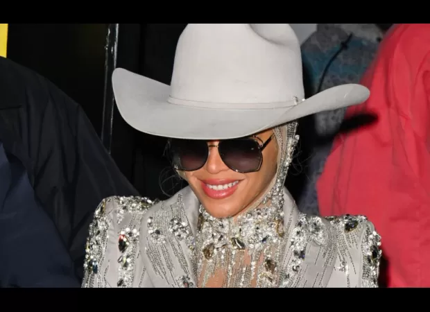 Beyoncé's 'Texas Hold 'Em' is dominating sales, outselling other competitors by three times or more.