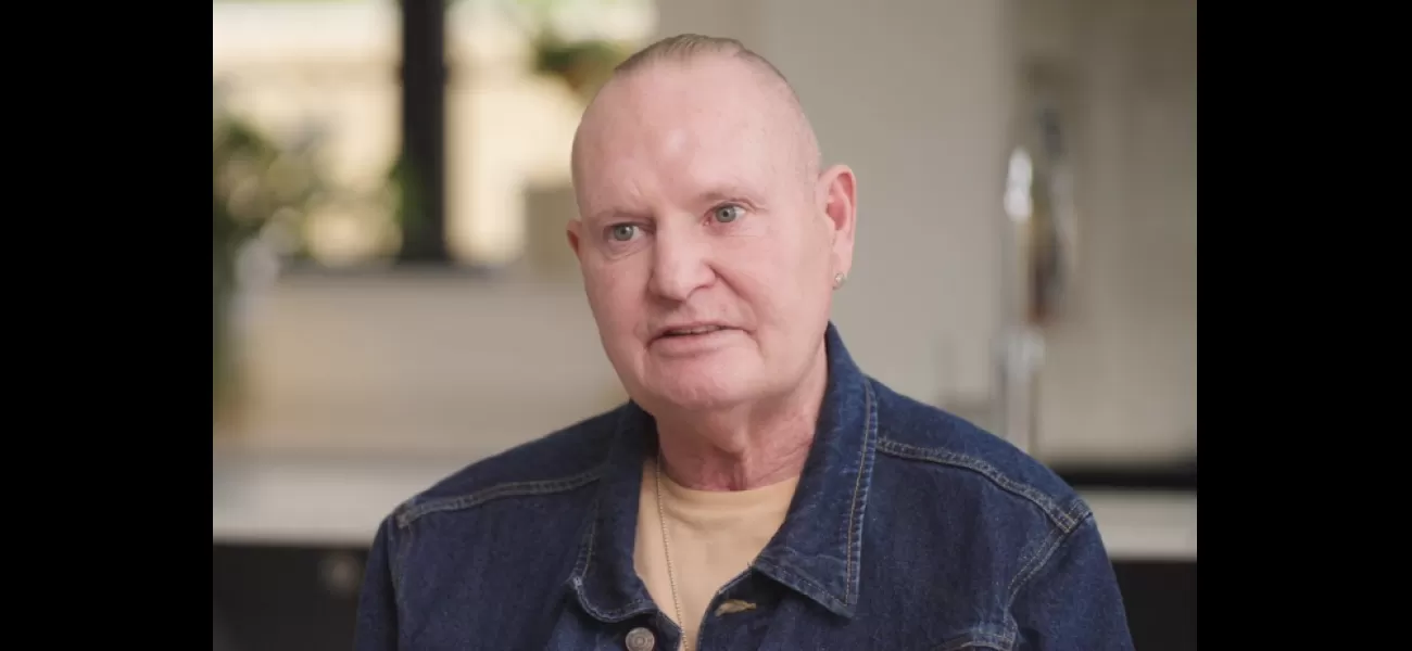 Former football star Paul Gascoigne is struggling with homelessness and his sobriety, describing himself as a 