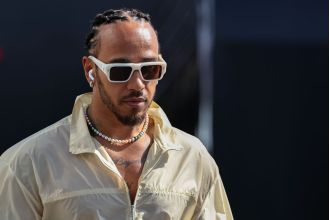 Hamilton warns Verstappen about his father's unhelpful remarks on Horner, signaling potential tension between the two racers.