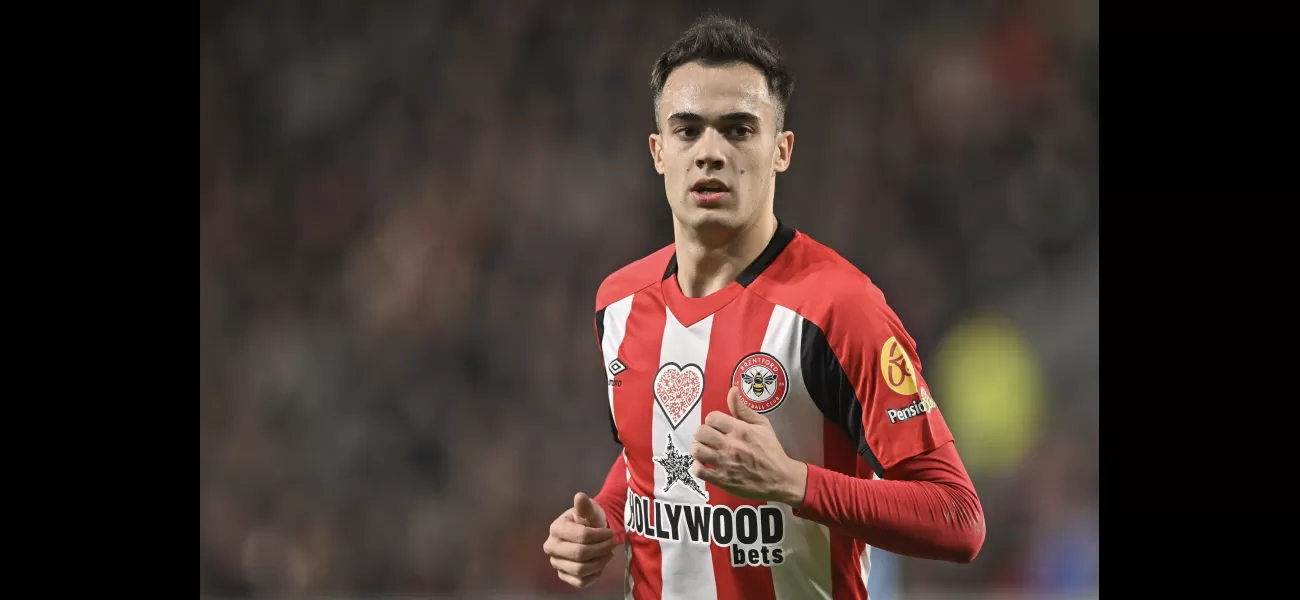 Ajax coach explains why MUFC pulled out of Reguilon loan.
