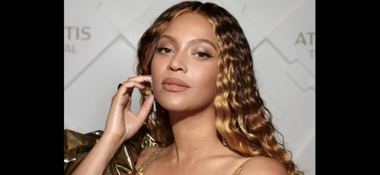 Beyoncé's clothing line accused of copying packaging design.