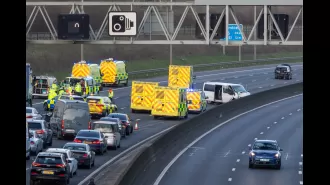 Accident on M25 causes travel chaos over weekend as motorway shut down.