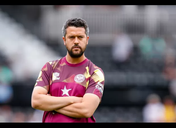 Chelsea has reached an agreement to hire Bernardo Cueva from Brentford as their new set-piece coach.