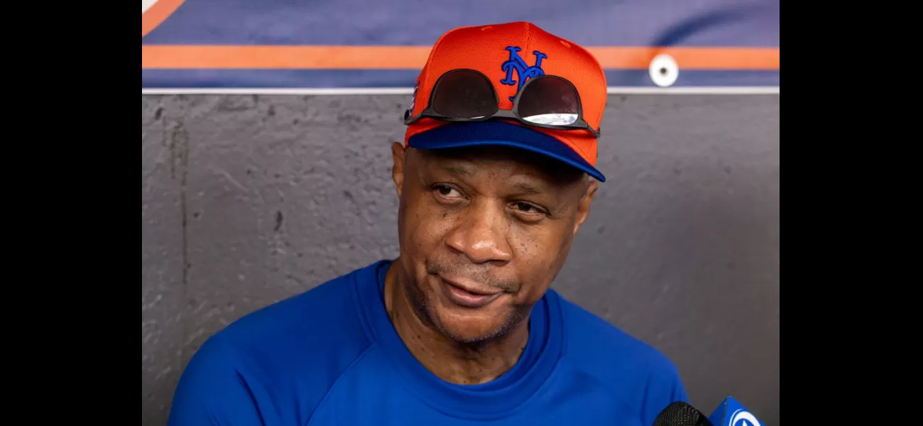 Darryl Strawberry is recuperating after suffering a heart attack.