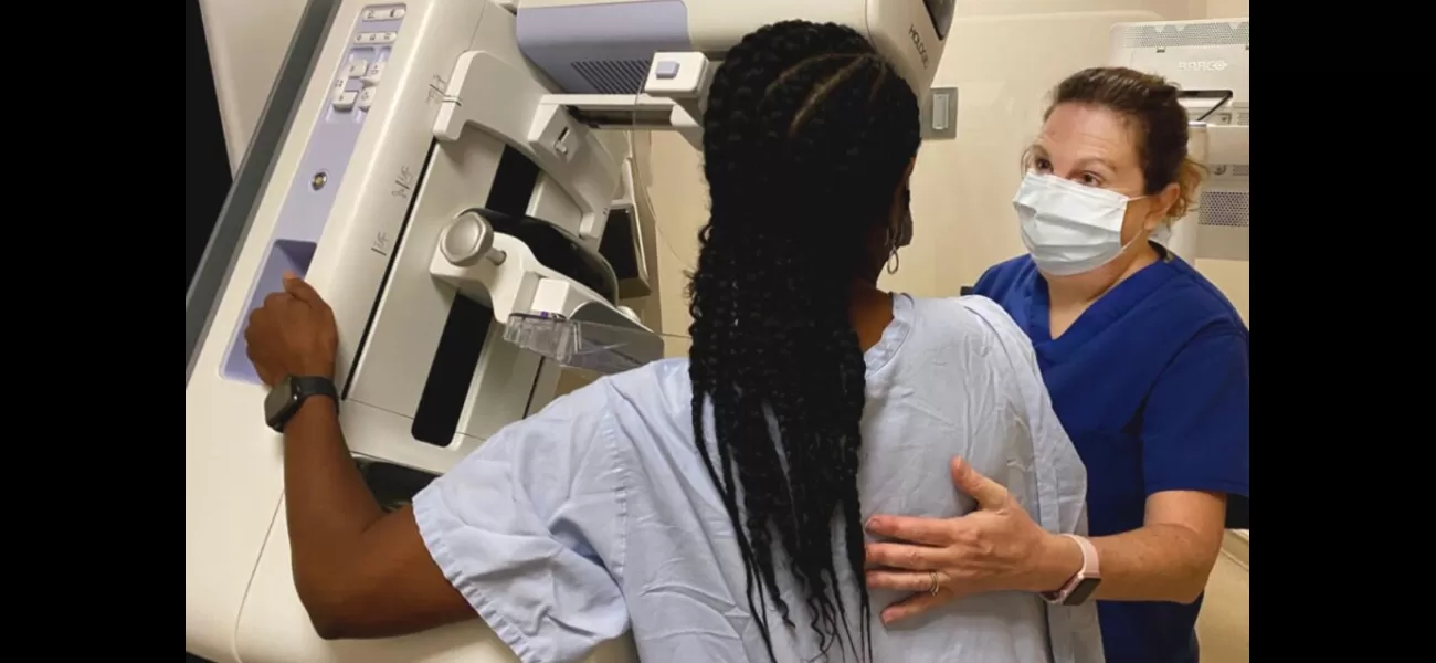 NY hospital introduces new 3D mammogram machine to improve early detection of breast cancer.