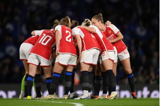 Arsenal had to wear Chelsea socks in a WSL match due to an unexpected kit clash, causing a delay in kick off. #Embarrassing