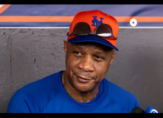 Darryl Strawberry is recuperating after suffering a heart attack.