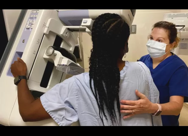 NY hospital introduces new 3D mammogram machine to improve early detection of breast cancer.