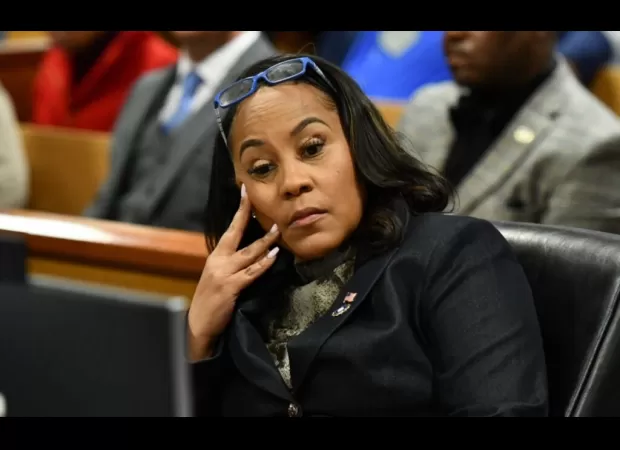 Judge allows Fani Willis to continue on Trump case if Nathan Wade recuses himself.