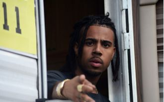 Chicago rapper Vic Mensa gives free rent for a year to a black-owned bookstore in the city.