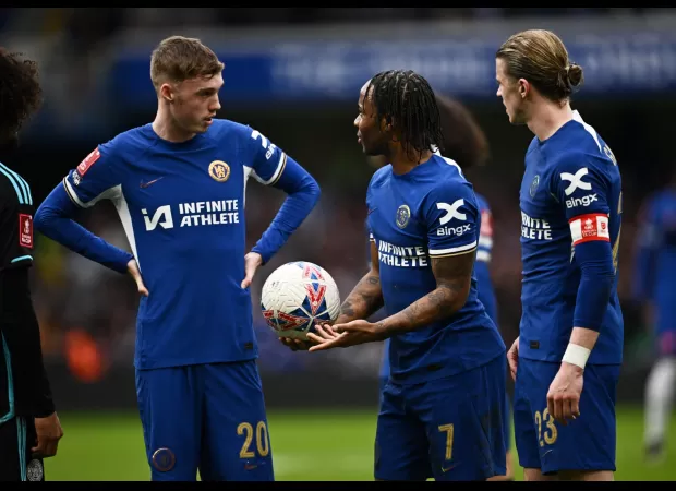 Pochettino comments on Palmer's decision to let Sterling take penalty in FA Cup win over Leicester.