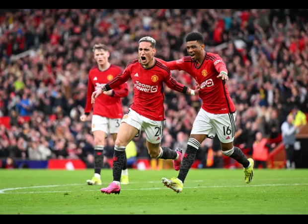 Shearer cautions Man United about Coventry's impressive performance.