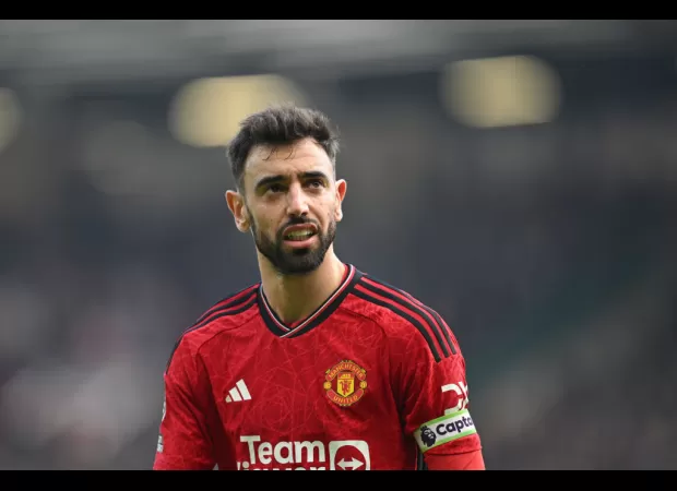 Bruno Fernandes calls for a change in rules after Amad Diallo's red card during Manchester United's FA Cup victory against Liverpool.