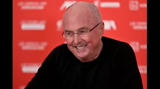 Sven-Goran Eriksson moved to tears by messages of support from former England players before Liverpool Legends match.