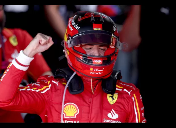 Sainz wins Australian GP, ending Verstappen's streak.