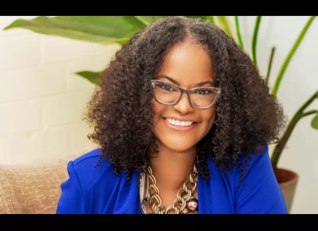 Dr. Mahaffey introduces AI tool for therapists' progress notes.