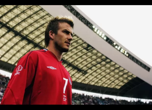 A famous 90s rock star claims David Beckham copied his signature hairstyle after a trip to Toys R Us.