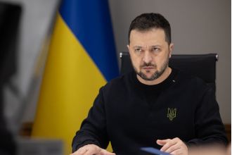 Ukraine must withdraw gradually without US support.