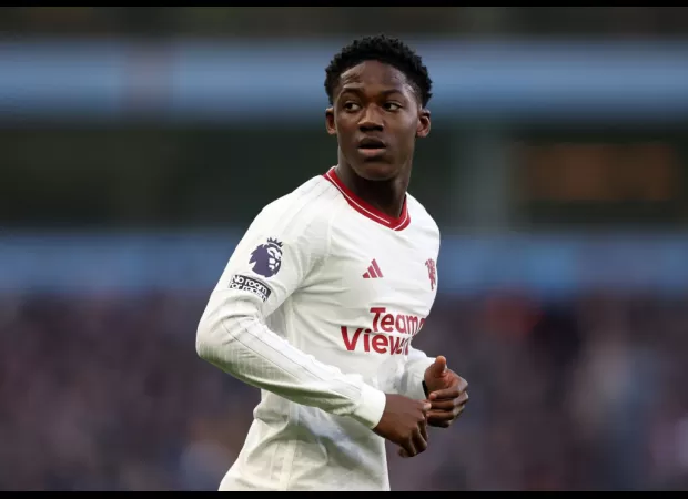 Kobbie Mainoo, a player for Manchester United, is sick and unable to attend practice before their match against Brentford.