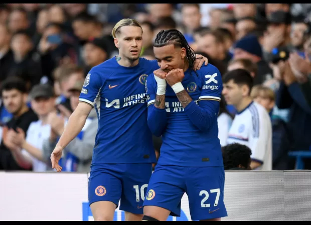 Chelsea suffers another hurt as Malo Gusto exits game against Burnley due to injury.