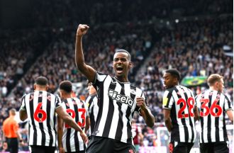 Two top English soccer teams planning to spend £100m on Newcastle United's star player.