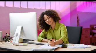 Changing jobs frequently leads to career advancement and higher earnings.
