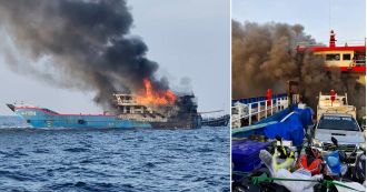 Tourists jump off burning boat near 'Death Island' to save themselves.