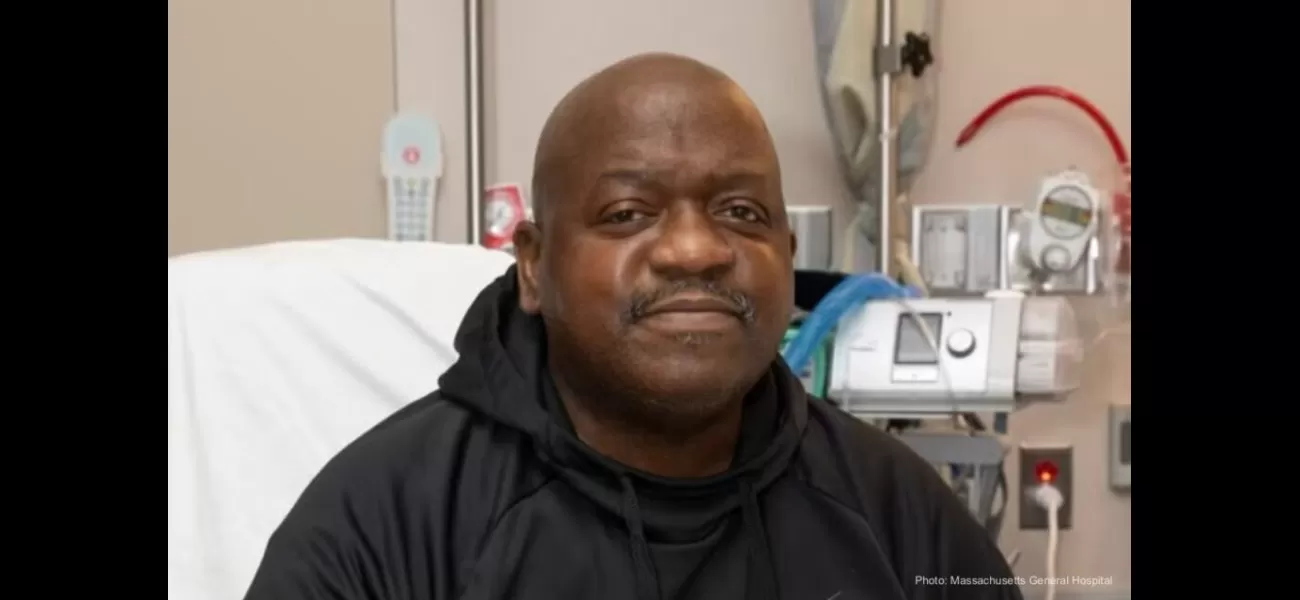 A black man received a pig kidney transplant and has been released from the hospital, making history as the first patient to do so.