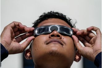Inmates in New York can watch the upcoming eclipse after winning a lawsuit.
