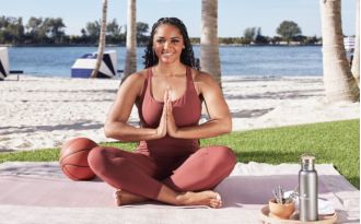 Former Texas A&M basketball player Sydney Carter teams up with Marriott to create pre-game routines for the Women's Final Four.