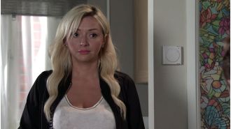 Popular character comes back to Coronation Street in unexpected way to play part in 'murder' plot.