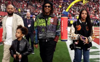 Rumi Carter beats Blue Ivy as the youngest female on Billboard Hot 100.