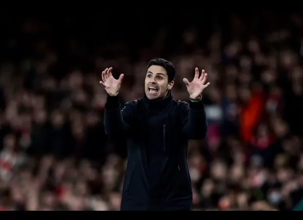 Andy Cole accuses Mikel Arteta of disrespecting an Arsenal player.