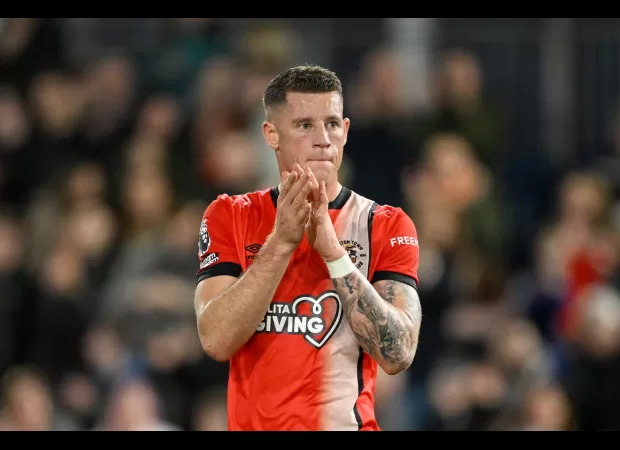 Ross Barkley, a midfielder for Luton, addresses rumors of a potential transfer to Manchester United.