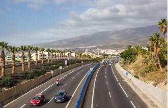 A 23-year-old British tourist passed away after reportedly running across a motorway in Tenerife.