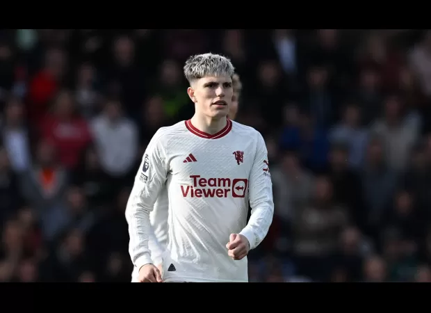 Garnacho agrees with post criticizing ten Hag after Man United's draw with Bournemouth.